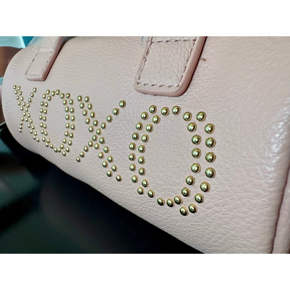 NWT - XOXO Mini Pink Barrel Bag - Vegan Leather - Picture 3 of 8